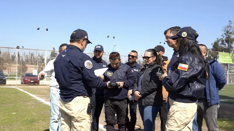 Práctica de vuelo con un equipo de trabajo
